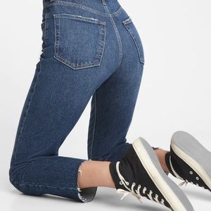 Gap high rise cheeky straight jean